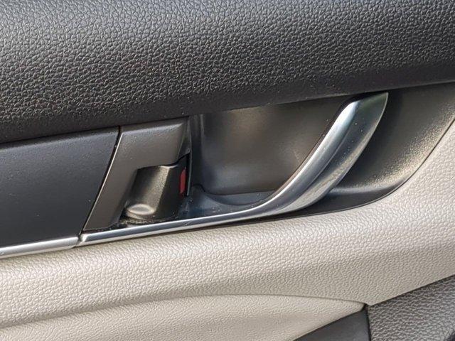 Photo of 2018 Silver Honda Accord