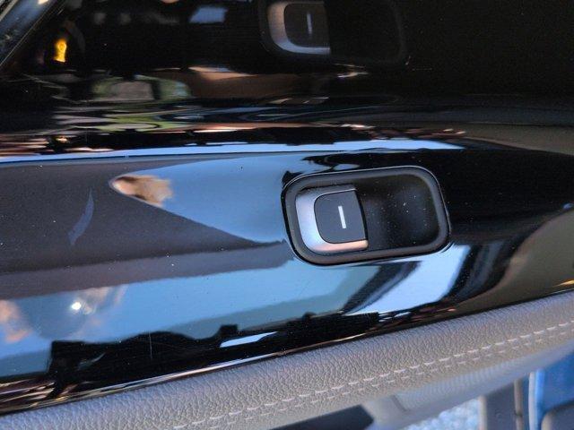 Photo of 2022 Blue Kia Niro