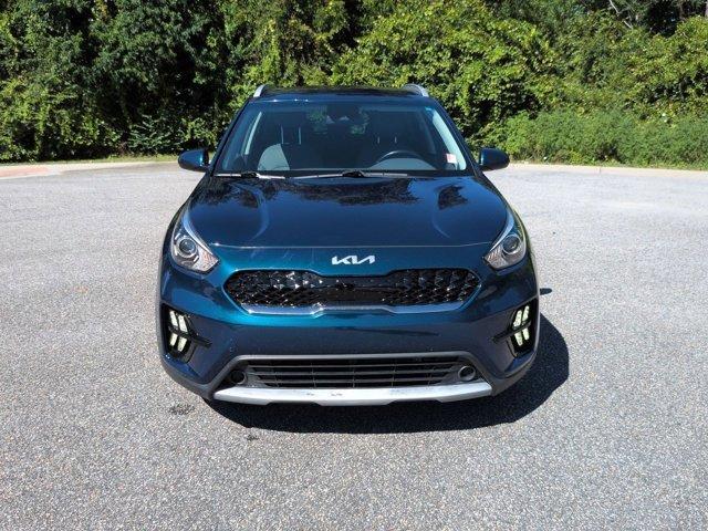 Photo of 2022 Blue Kia Niro