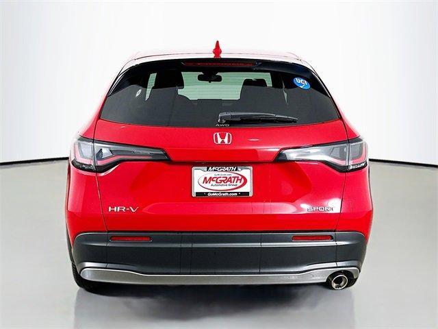 Photo of 2025 Milano Red Honda HR-V
