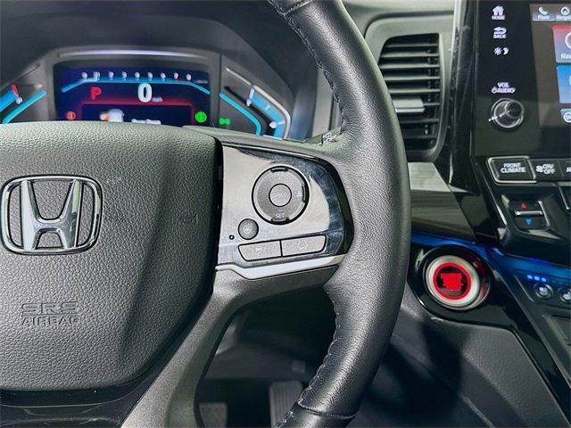 Photo of 2024 Platinum White Pearl Honda Odyssey