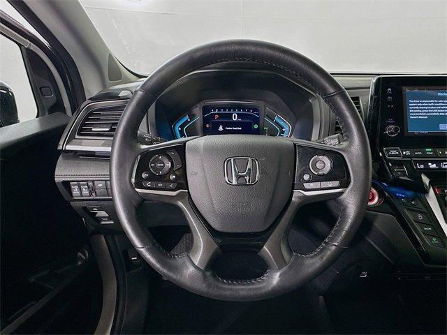 Photo of 2024 Platinum White Pearl Honda Odyssey