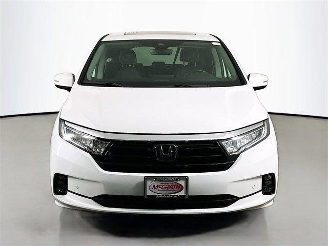 Photo of 2024 Platinum White Pearl Honda Odyssey