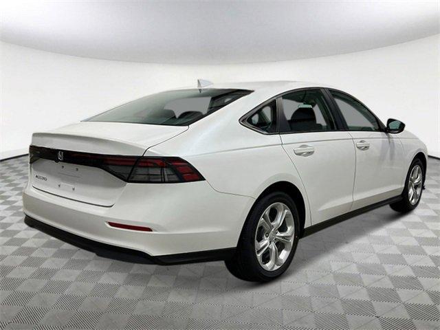 Photo of 2025 Platinum White Pearl Honda Accord