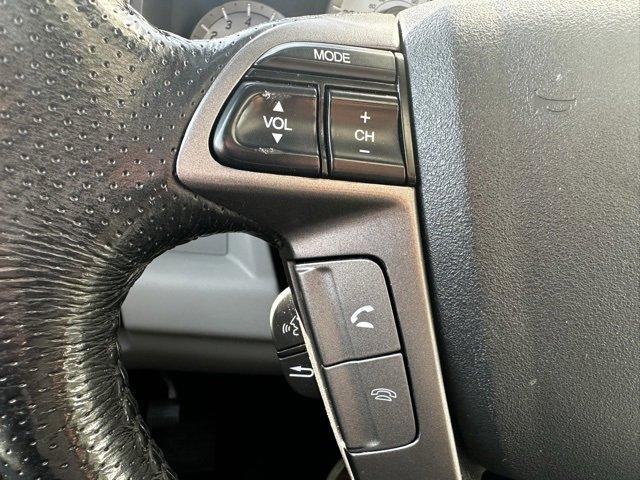 Photo of 2015 Taffeta White Honda Pilot