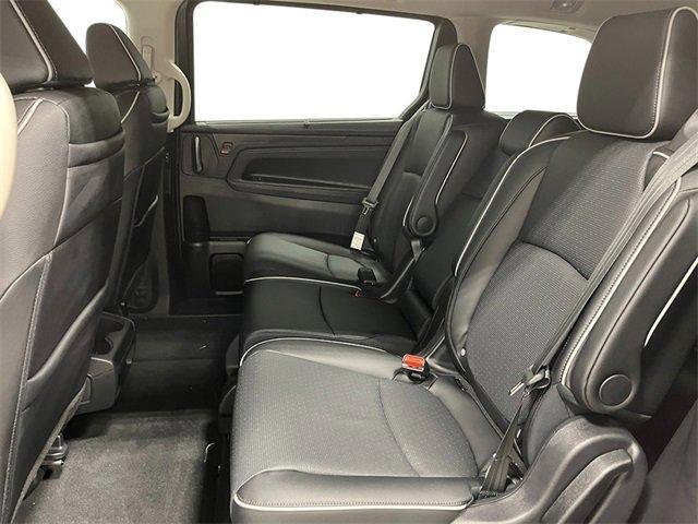 Photo of 2026 Crystal Black Pearl Honda Odyssey