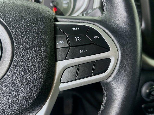 Photo of 2018 Diamond Black Jeep Cherokee