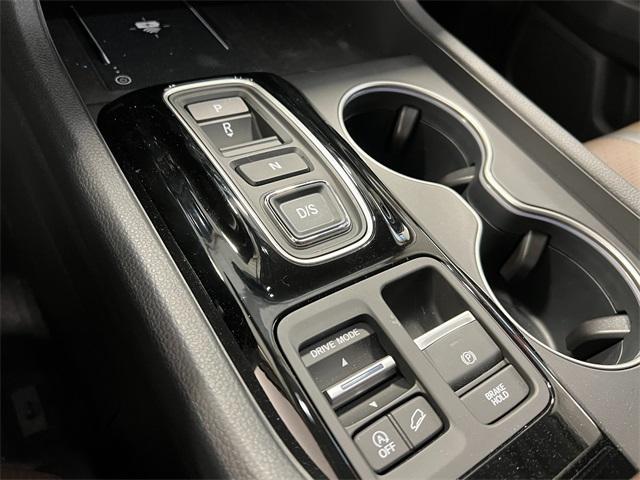 Photo of 2025 Modern Steel Metallic Honda Pilot
