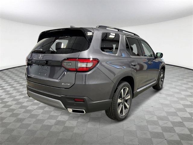 Photo of 2025 Modern Steel Metallic Honda Pilot