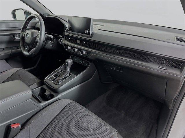 Photo of 2025 Platinum White Pearl Honda CR-V Hybrid