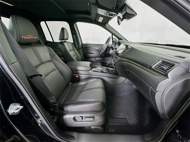 Photo of 2024 Crystal Black Pearl Honda Ridgeline