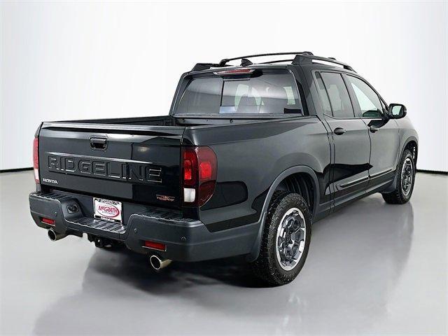 Photo of 2024 Crystal Black Pearl Honda Ridgeline