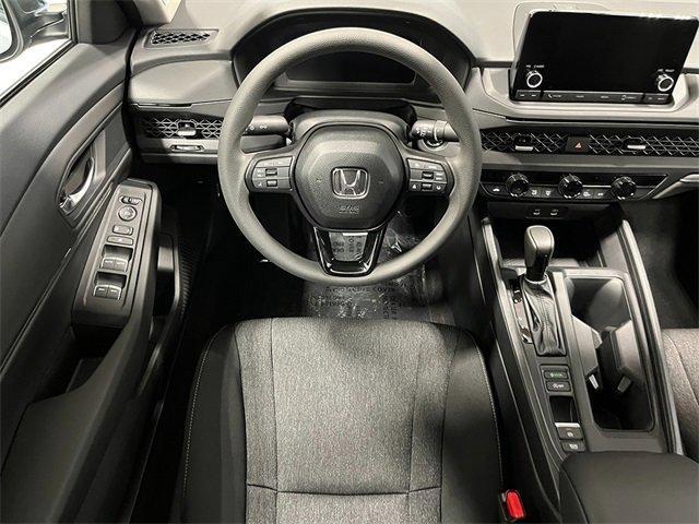 Photo of 2025 Platinum White Pearl Honda Accord