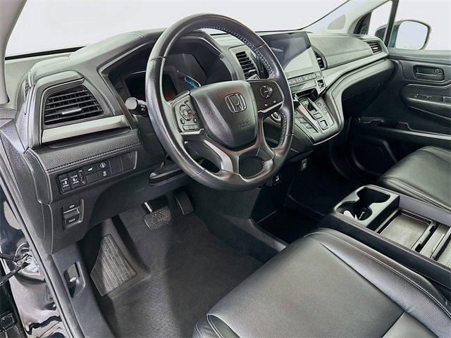 Photo of 2024 Crystal Black Pearl Honda Odyssey