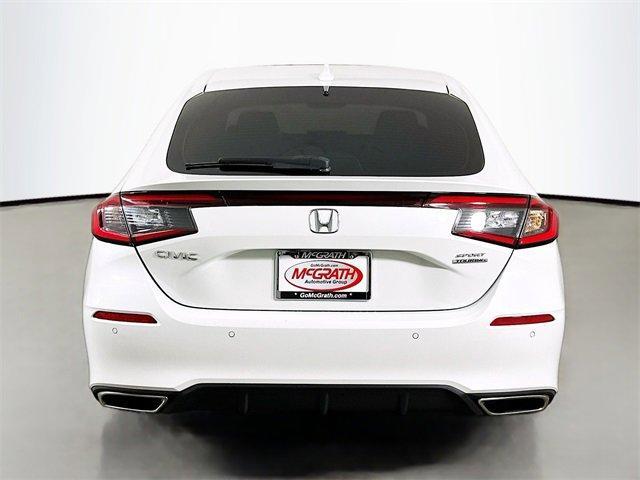 Photo of 2023 Platinum White Pearl Honda Civic