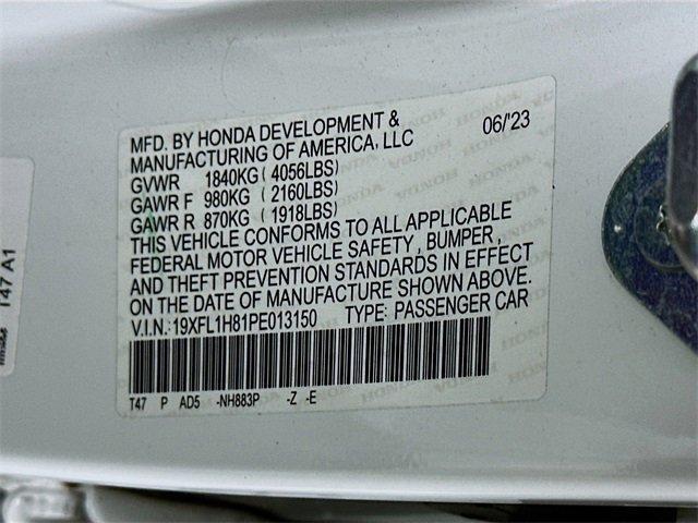 Photo of 2023 Platinum White Pearl Honda Civic