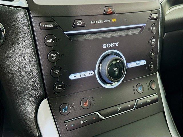 Photo of 2016 Ruby Red Metallic Ford Edge