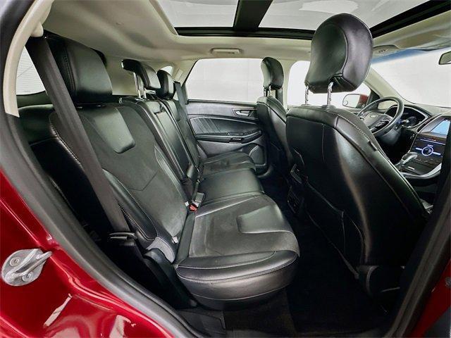 Photo of 2016 Ruby Red Metallic Ford Edge