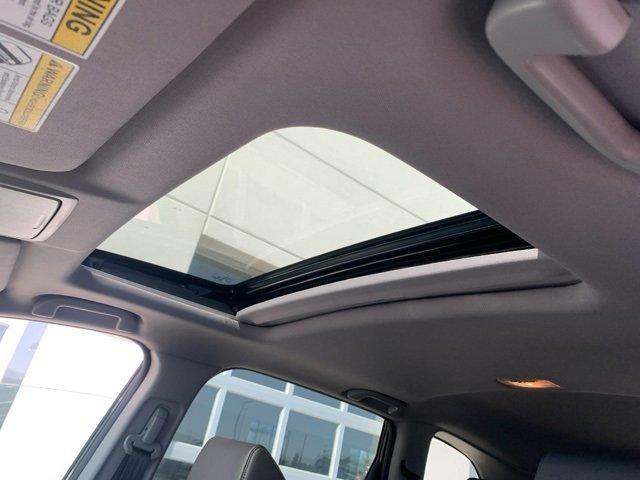 Photo of 2022 Crystal Black Pearl Honda CR-V