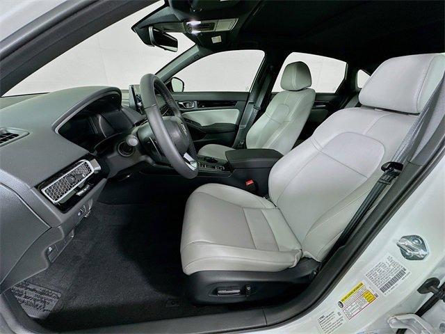 Photo of 2025 Platinum White Pearl Honda Civic Hybrid
