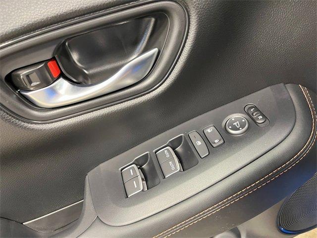 Photo of 2026 Platinum White Pearl Honda HR-V