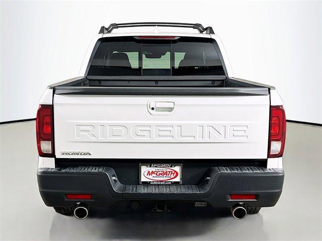 Photo of 2025 Platinum White Pearl Honda Ridgeline