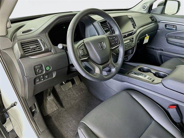 Photo of 2025 Platinum White Pearl Honda Ridgeline