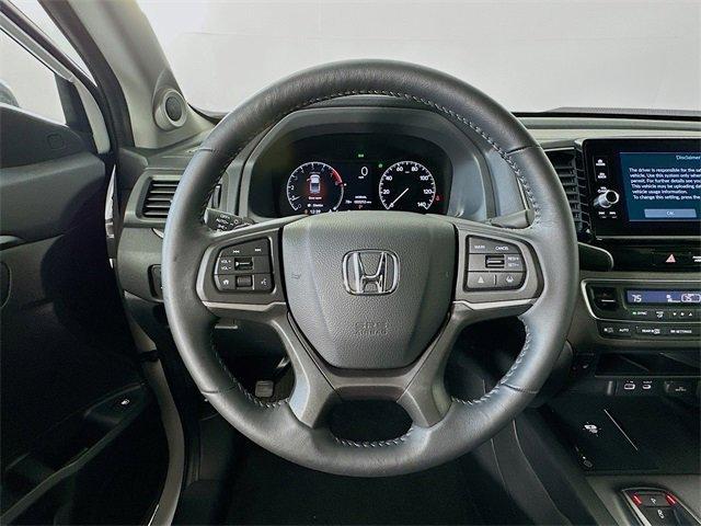 Photo of 2025 Platinum White Pearl Honda Ridgeline