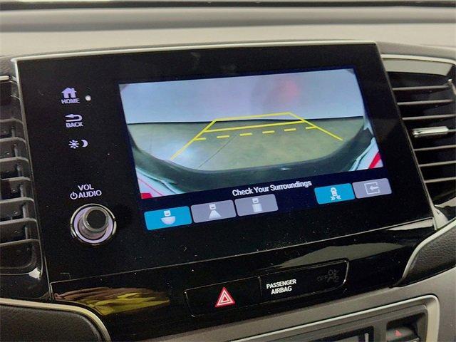 Photo of 2025 Crystal Black Pearl Honda Passport