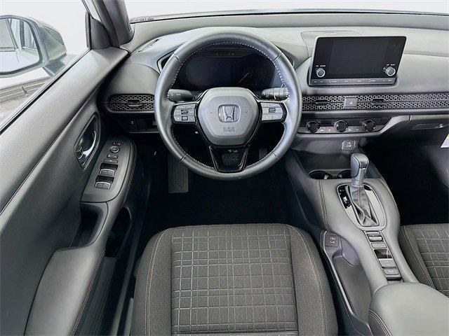 Photo of 2025 Platinum White Pearl Honda HR-V