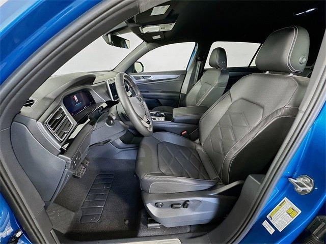 Photo of 2024 Kingfisher Blue Volkswagen Atlas Cross Sport