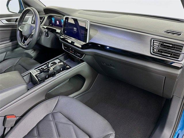 Photo of 2024 Kingfisher Blue Volkswagen Atlas Cross Sport