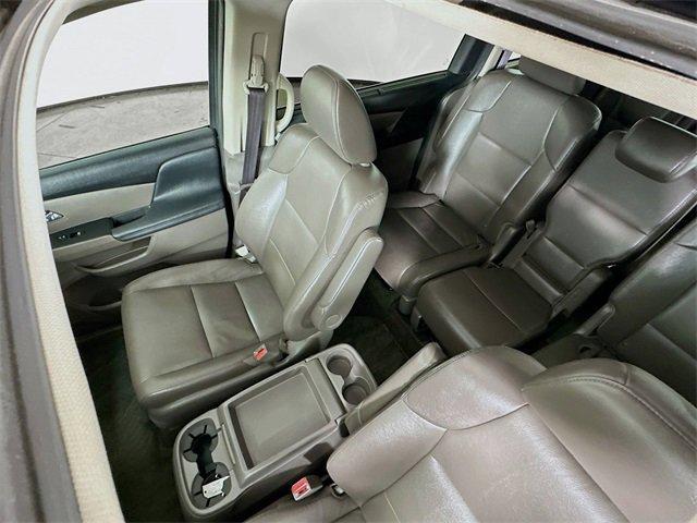 Photo of 2016 Smoky Topaz Metallic Honda Odyssey