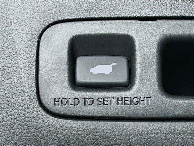 Photo of 2025 Urban Gray Pearl Honda CR-V