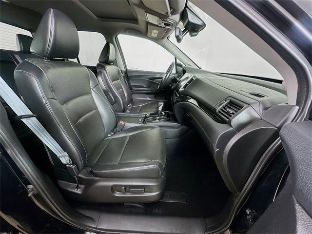 Photo of 2018 Crystal Black Pearl Honda Ridgeline