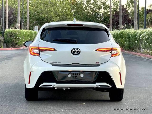 Photo of 2021 Super White Toyota Corolla