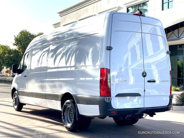 Photo of 2019 White Mercedes-Benz Sprinter 3500XD