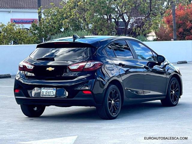 Photo of 2019 Black Chevrolet Cruze