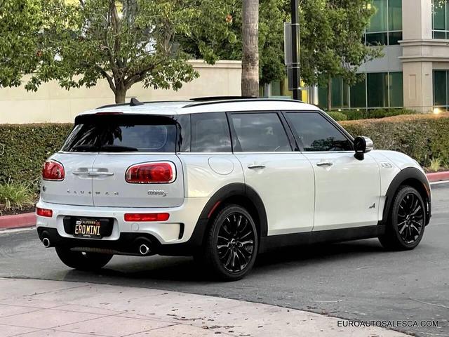 Photo of 2018 White MINI Clubman