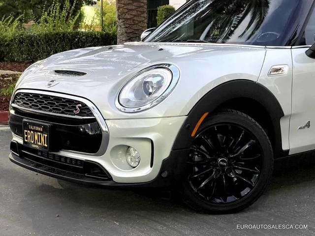 Photo of 2018 White MINI Clubman