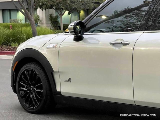 Photo of 2018 White MINI Clubman