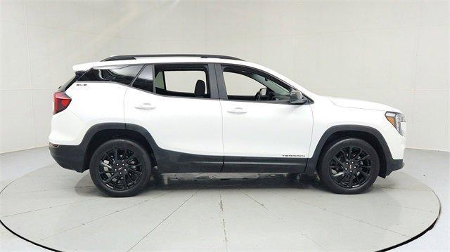 Photo of 2023 Summit White GMC Terrain