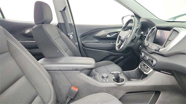 Photo of 2023 Summit White GMC Terrain