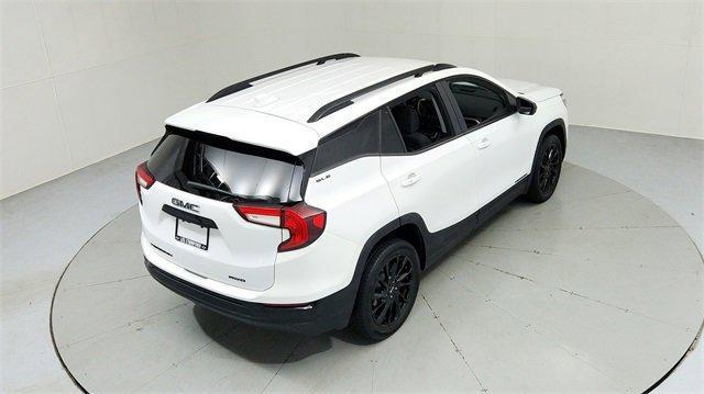 Photo of 2023 Summit White GMC Terrain