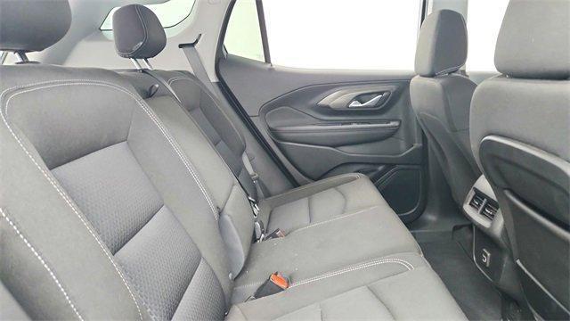Photo of 2023 Summit White GMC Terrain