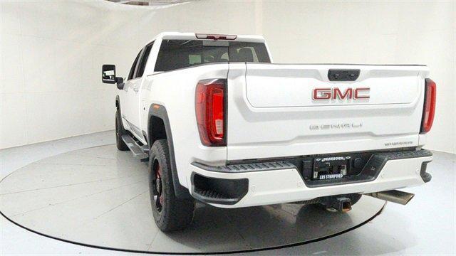 Photo of 2022 White Frost Tri-Coat GMC Sierra 2500