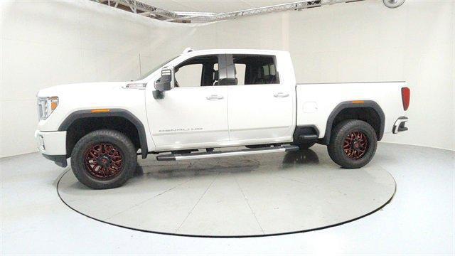 Photo of 2022 White Frost Tri-Coat GMC Sierra 2500