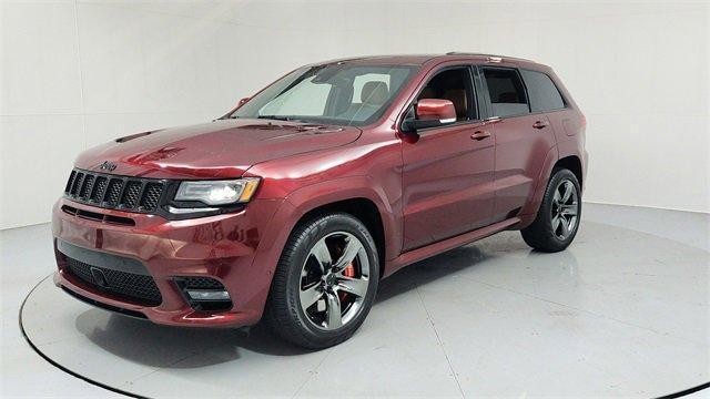Photo of 2017 Velvet Red Pearlcoat Jeep Grand Cherokee