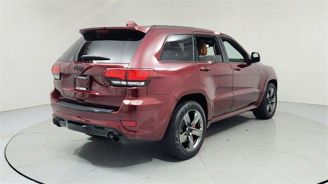 Photo of 2017 Velvet Red Pearlcoat Jeep Grand Cherokee
