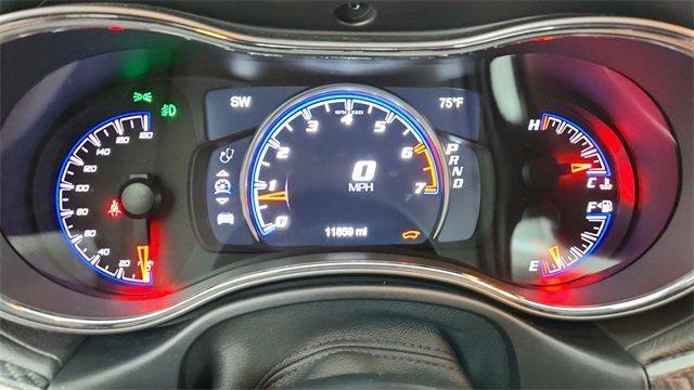 Photo of 2017 Velvet Red Pearlcoat Jeep Grand Cherokee